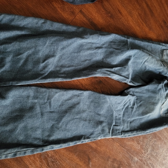 Size 10 - Picture 4 of 4